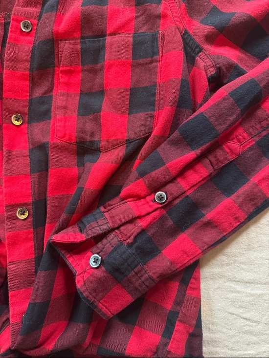 Madewell Red and Black Plaid Blue Flannel Button-Down Shirt Small - Picture 3 of 6